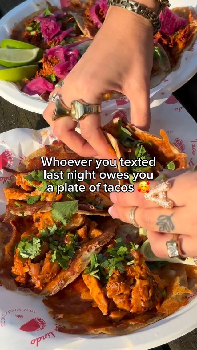 Plate of birria and al pastor tacos, from @tacolindo.nl on Instagram